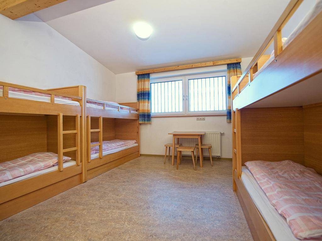 Ski In-Ski Out - Gaestehaeuser Saalbach-Hinterglemm - Wallegghof Christianhof Room photo